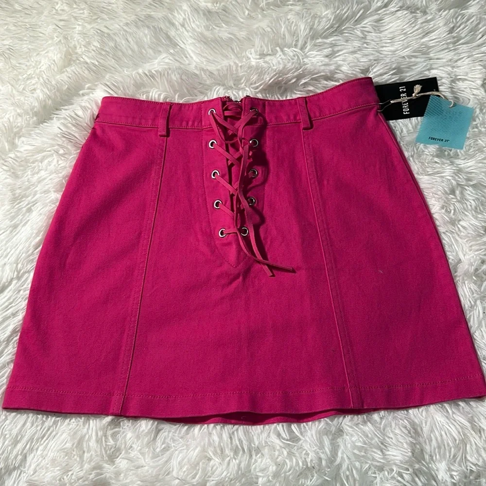Small hot pink forever 21 mini skirt with tags - Picture 1 of 1